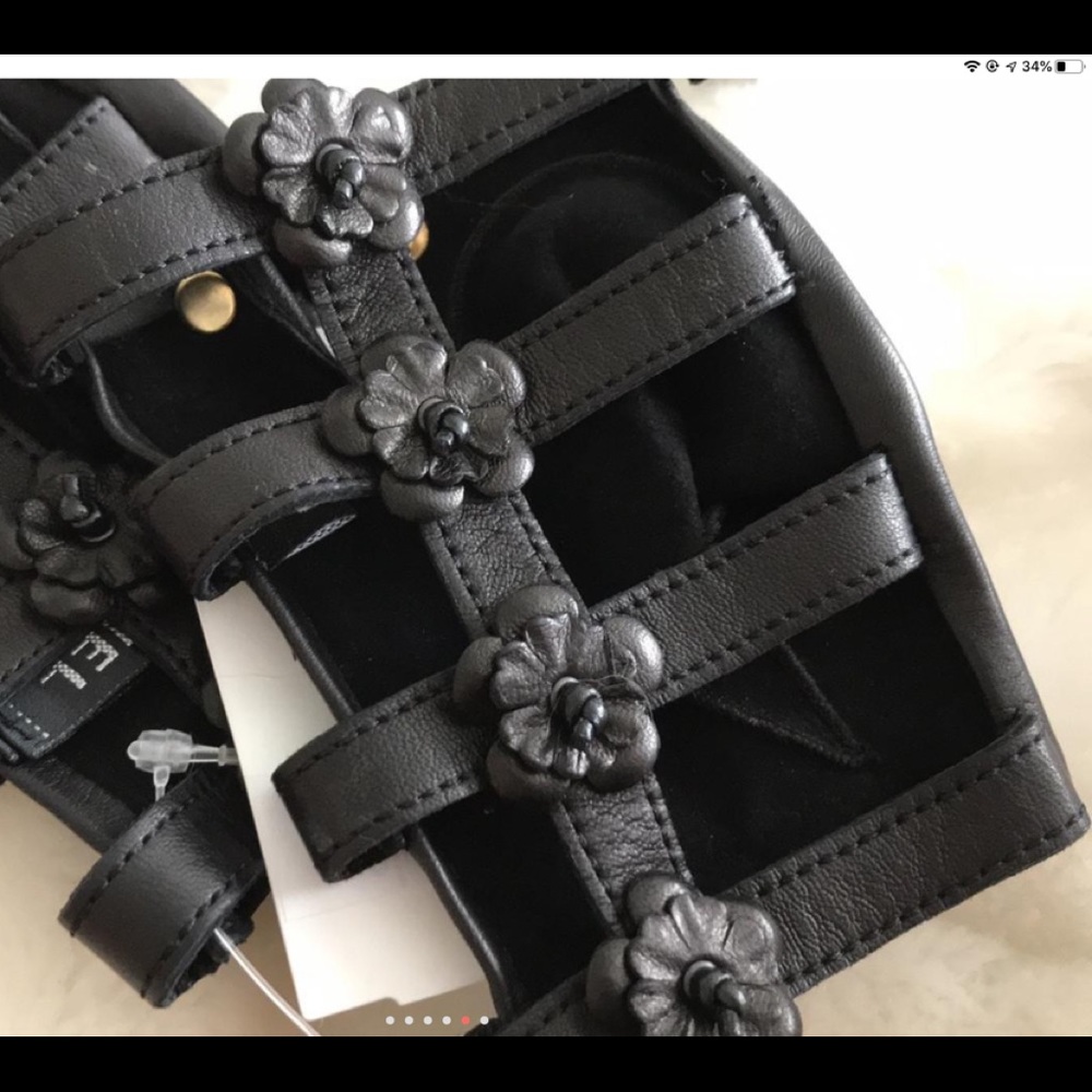 Chanel gloves
